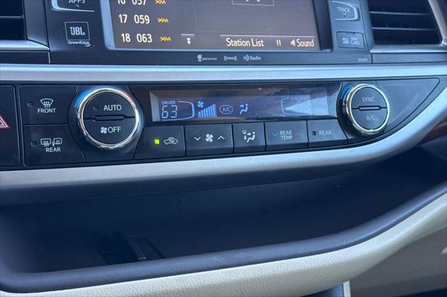 2019 Toyota Highlander Limited Platinum