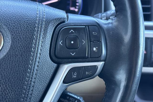 2019 Toyota Highlander Limited Platinum