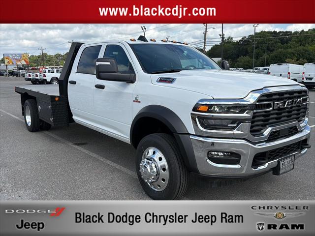 2026 RAM 5500 Chassis RAM 5500 TRADESMAN CHASSIS CREW CAB 4X4 84 CA