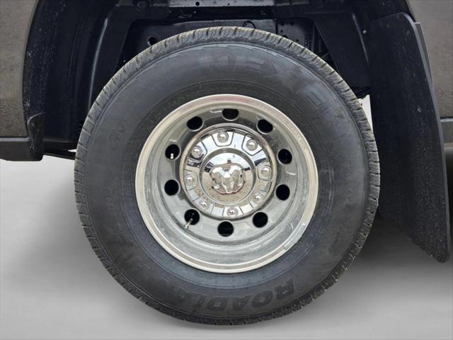 2026 Ram 3500 Lone Star Crew Cab 4x4 8' Box