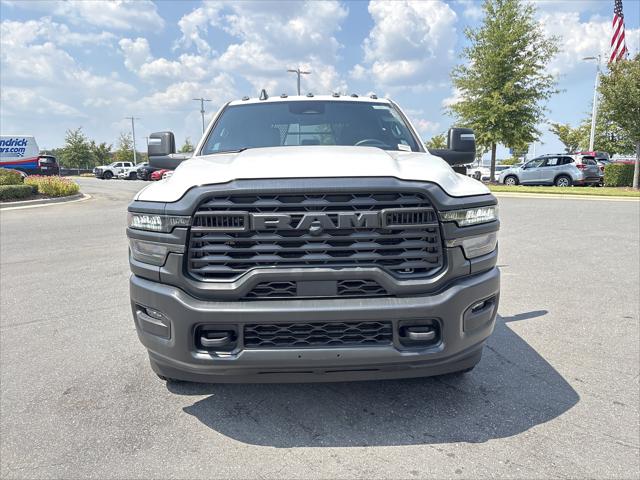 2026 RAM 3500 Chassis RAM 3500 TRADESMAN CREW CAB CHASSIS 4X4 60 CA