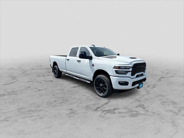 2026 RAM Ram 2500 RAM 2500 BLACK EXPRESS CREW CAB 4X4 8 BOX