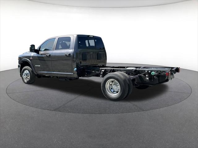 2026 RAM Ram 3500 Chassis Cab RAM 3500 BIG HORN CREW CAB CHASSIS 4X4 60 CA