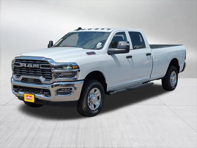 2026 RAM Ram 3500 RAM 3500 TRADESMAN CREW CAB 4X4 8 BOX