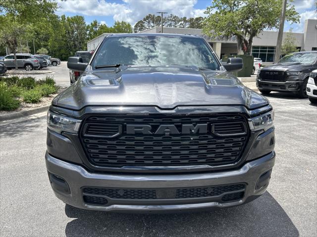 2026 RAM 1500 RAM 1500 EXPRESS CREW CAB 4X4 57 BOX