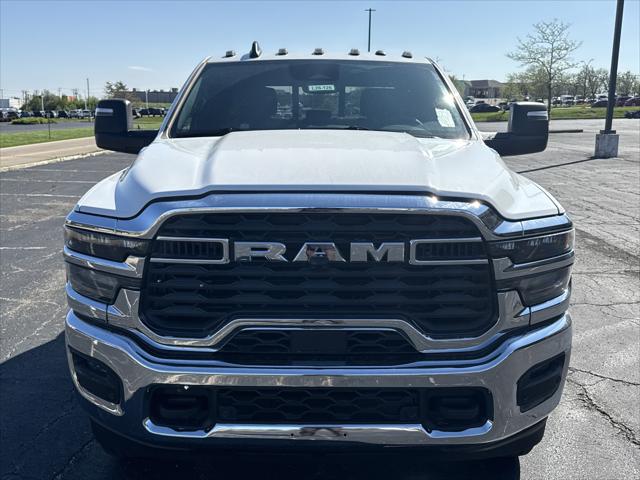 2026 RAM Ram 2500 RAM 2500 TRADESMAN CREW CAB 4X4 64 BOX