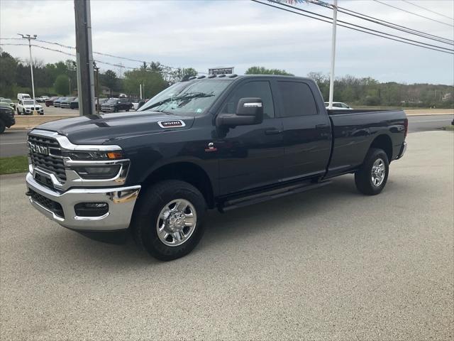 2026 Ram 3500 Tradesman Crew Cab 4x4 8' Box