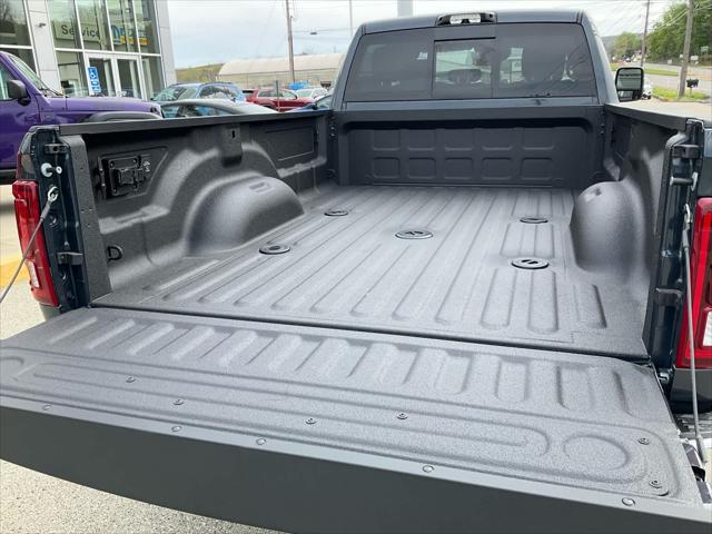 2026 Ram 3500 Tradesman Crew Cab 4x4 8' Box