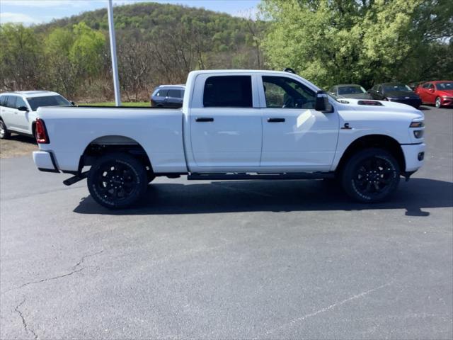 2026 RAM Ram 2500 RAM 2500 BLACK EXPRESS CREW CAB 4X4 64 BOX 2026 RAM Ram 2500 RAM 2500 BLACK EXPRESS CREW CAB 4X4 64 BOX