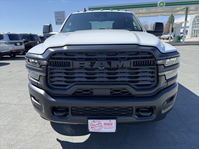 2026 RAM Ram 3500 RAM 3500 TRADESMAN CREW CAB 4X4 64 BOX