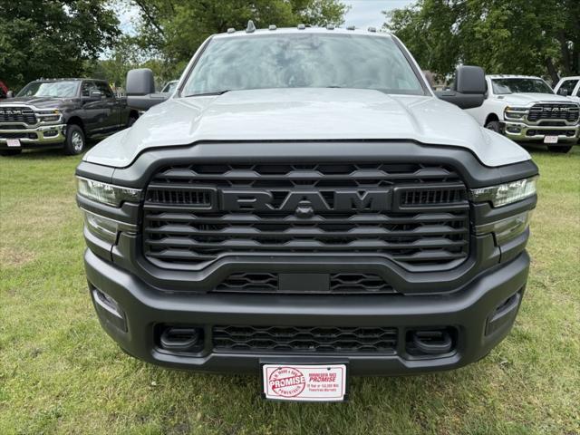 2026 RAM Ram 3500 RAM 3500 TRADESMAN CREW CAB 4X4 64 BOX