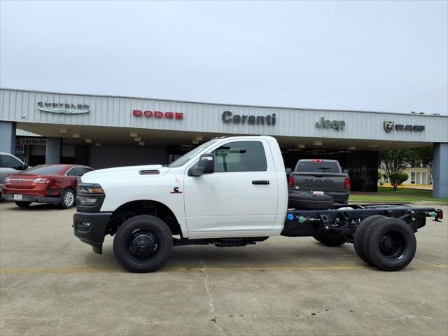 2026 RAM 3500 Chassis RAM 3500 TRADESMAN CHASSIS REGULAR CAB 4X4 60 CA