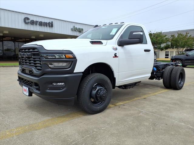 2026 RAM 3500 Chassis RAM 3500 TRADESMAN CHASSIS REGULAR CAB 4X4 60 CA