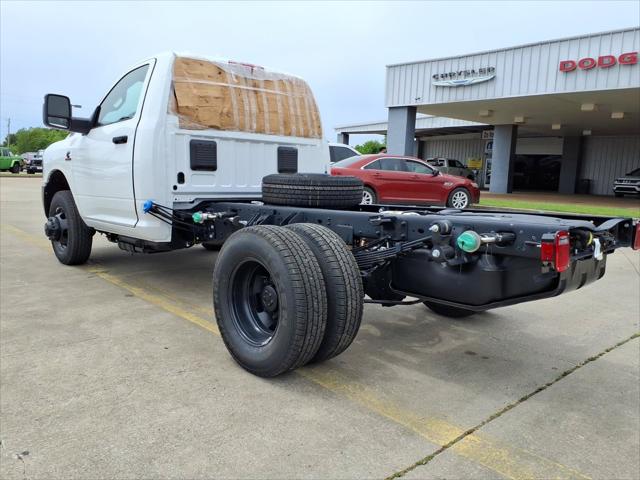 2026 RAM 3500 Chassis RAM 3500 TRADESMAN CHASSIS REGULAR CAB 4X4 60 CA