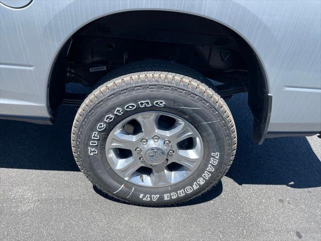 2026 Ram 3500 Big Horn Crew Cab 4x4 8' Box