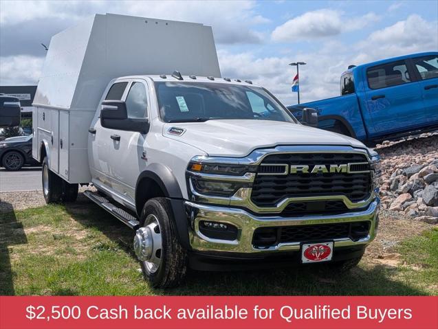 2026 RAM 5500 Chassis RAM 5500 TRADESMAN CHASSIS CREW CAB 4X4 84 CA
