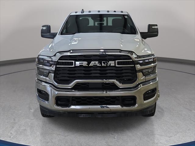 2026 RAM 3500 RAM 3500 BIG HORN CREW CAB 4X4 8 BOX 2026 RAM 3500 RAM 3500 BIG HORN CREW CAB 4X4 8 BOX