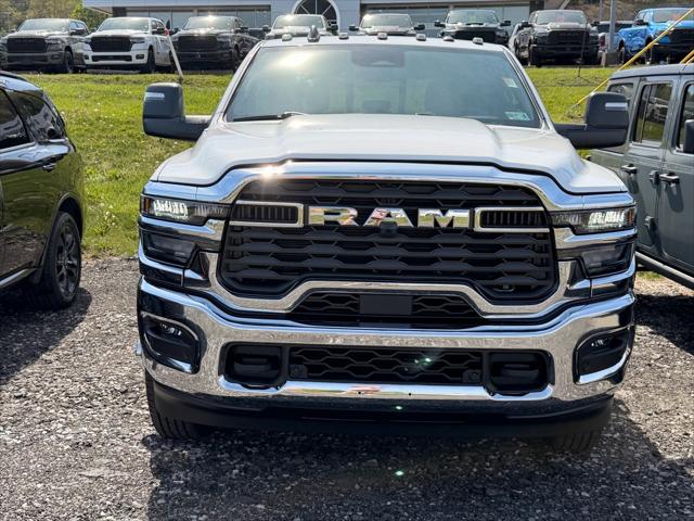 2026 RAM Ram 3500 RAM 3500 TRADESMAN CREW CAB 4X4 8 BOX