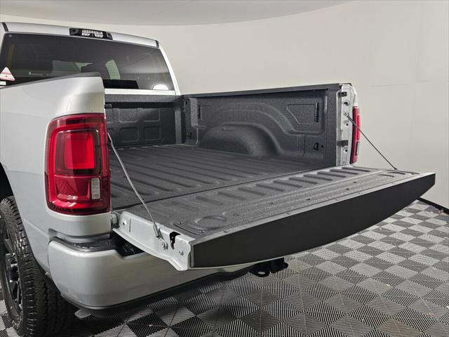 2026 Ram 3500 Big Horn Crew Cab 4x4 6'4" Box