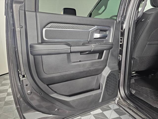 2026 Ram 3500 Big Horn Crew Cab 4x4 6'4" Box