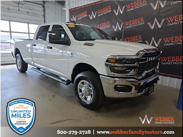 2026 RAM Ram 3500 RAM 3500 TRADESMAN CREW CAB 4X4 8 BOX