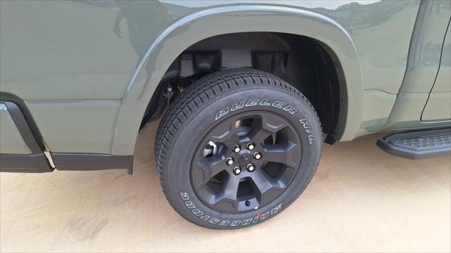 2026 Ram 1500 Lone Star Crew Cab 4x4 5'7" Box