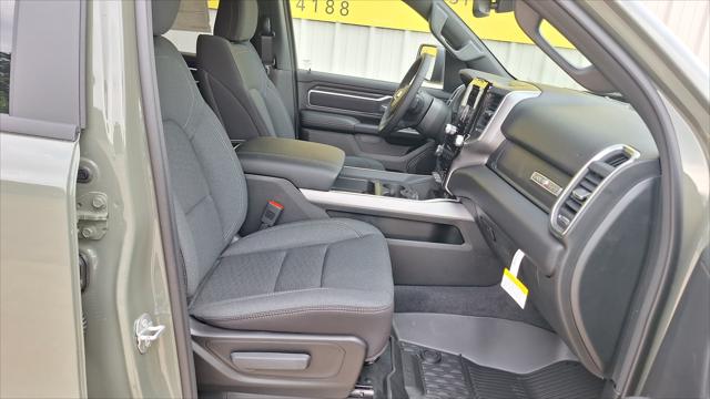 2026 Ram 1500 Lone Star Crew Cab 4x4 5'7" Box