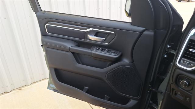 2026 Ram 1500 Lone Star Crew Cab 4x4 5'7" Box