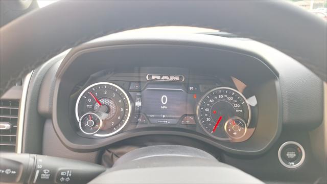 2026 Ram 1500 Lone Star Crew Cab 4x4 5'7" Box