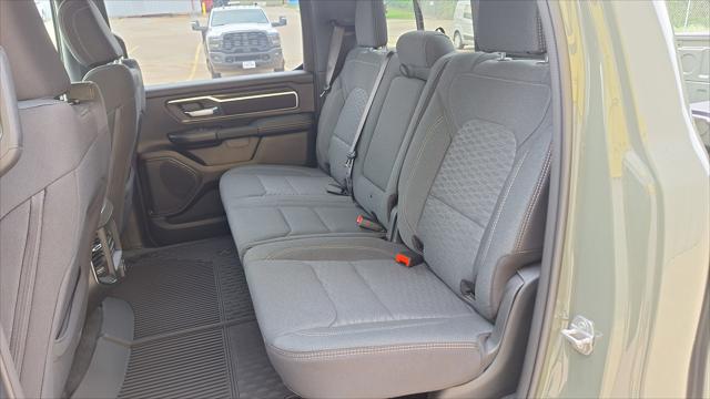 2026 Ram 1500 Lone Star Crew Cab 4x4 5'7" Box