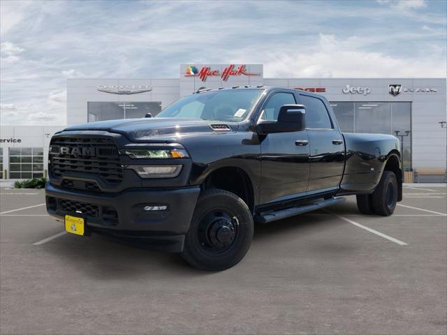 2026 RAM Ram 3500 RAM 3500 TRADESMAN CREW CAB 4X4 8 BOX