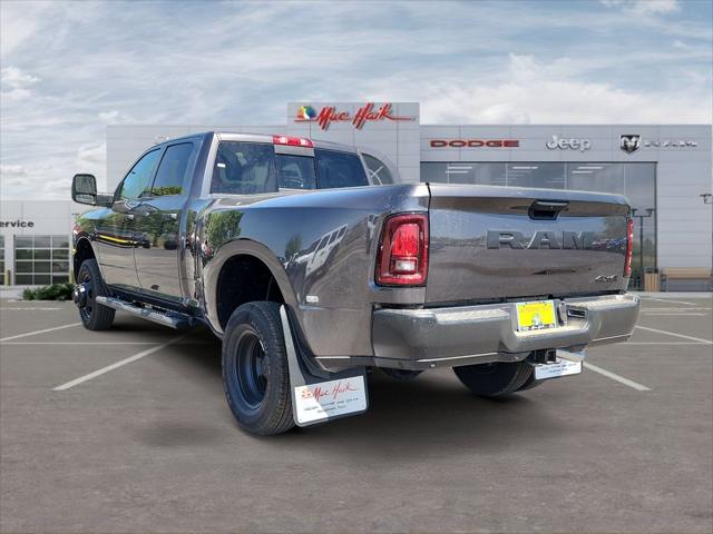 2026 RAM Ram 3500 RAM 3500 TRADESMAN CREW CAB 4X4 8 BOX