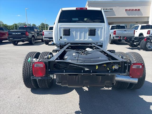 2026 RAM Ram 4500 Chassis Cab RAM 4500 TRADESMAN CHASSIS CREW CAB 4X4 60 CA