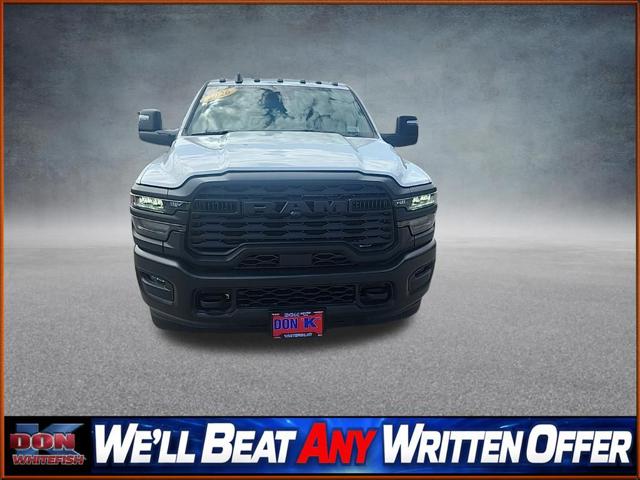 2026 RAM Ram 3500 Chassis Cab RAM 3500 TRADESMAN CREW CAB CHASSIS 4X4 60 CA