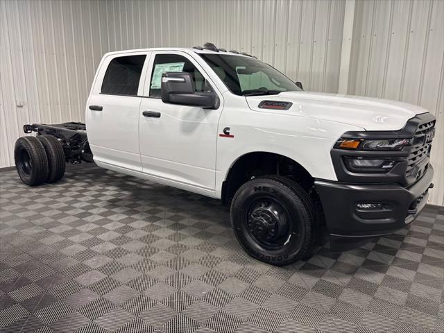 2026 RAM Ram 3500 Chassis Cab RAM 3500 TRADESMAN CREW CAB CHASSIS 4X4 60 CA