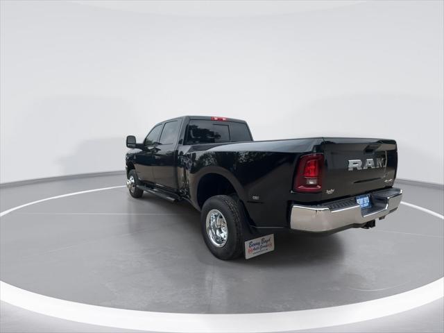 2026 RAM Ram 3500 RAM 3500 TRADESMAN CREW CAB 4X4 8 BOX