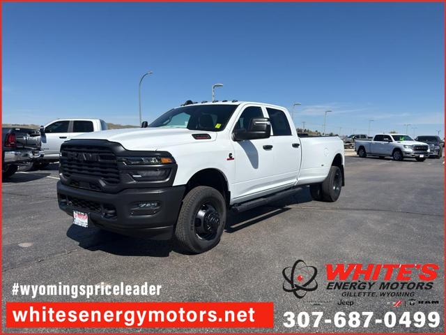 2026 RAM Ram 3500 RAM 3500 TRADESMAN CREW CAB 4X4 8 BOX