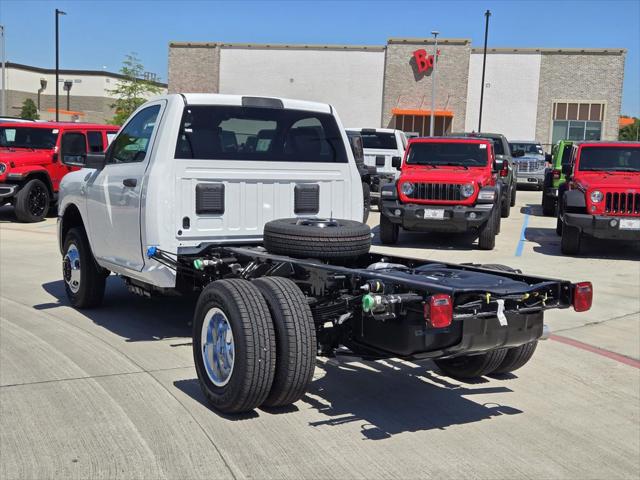 2026 RAM Ram 3500 Chassis Cab RAM 3500 TRADESMAN CHASSIS REGULAR CAB 4X4 60 CA