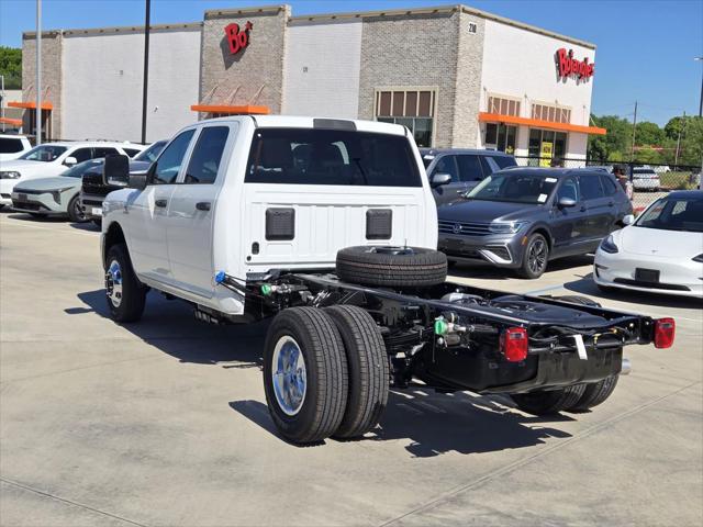 2026 RAM Ram 3500 Chassis Cab RAM 3500 TRADESMAN CREW CAB CHASSIS 4X4 60 CA