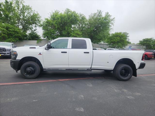 2026 RAM Ram 3500 RAM 3500 TRADESMAN CREW CAB 4X4 8 BOX