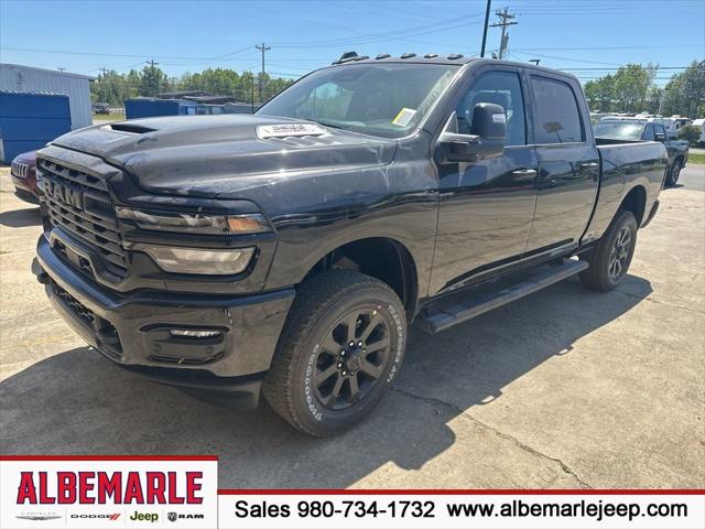 2026 RAM Ram 2500 RAM 2500 BLACK EXPRESS CREW CAB 4X4 64 BOX