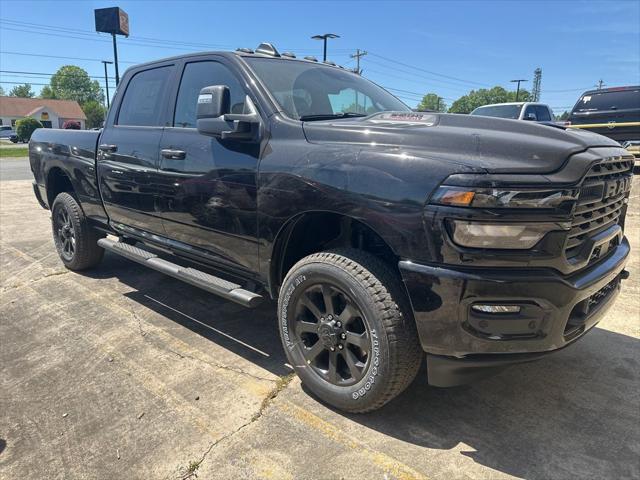2026 RAM Ram 2500 RAM 2500 BLACK EXPRESS CREW CAB 4X4 64 BOX