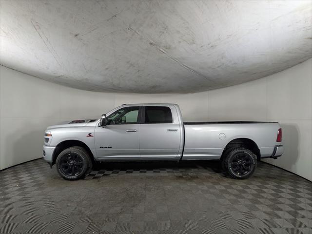 2026 RAM Ram 3500 RAM 3500 LARAMIE CREW CAB 4X4 8 BOX