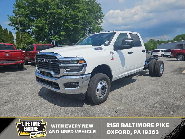 2026 RAM Ram 3500 Chassis Cab RAM 3500 TRADESMAN CREW CAB CHASSIS 4X4 60 CA