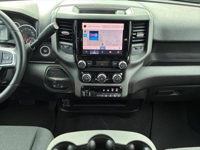 2026 RAM Ram 2500 RAM 2500 BLACK EXPRESS CREW CAB 4X4 64 BOX