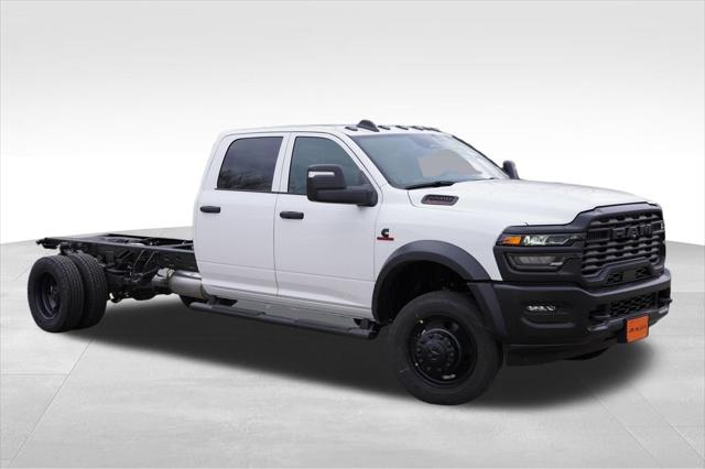 2026 RAM Ram 5500 Chassis Cab RAM 5500 TRADESMAN CHASSIS CREW CAB 4X4 84 CA
