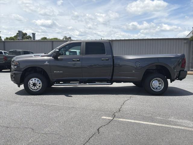 2026 RAM Ram 3500 RAM 3500 BIG HORN CREW CAB 4X4 8 BOX