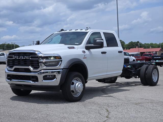 2026 RAM 5500 Chassis RAM 5500 TRADESMAN CHASSIS CREW CAB 4X4 84 CA