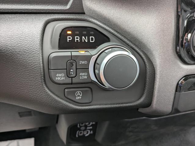2026 Ram 1500 Tradesman Crew Cab 4x4 5'7" Box