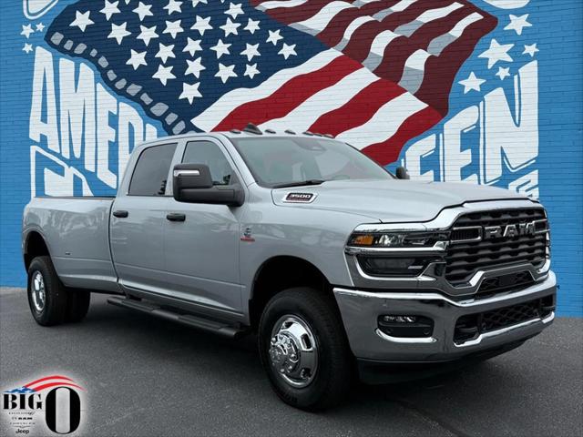 2026 RAM Ram 3500 RAM 3500 TRADESMAN CREW CAB 4X4 8 BOX